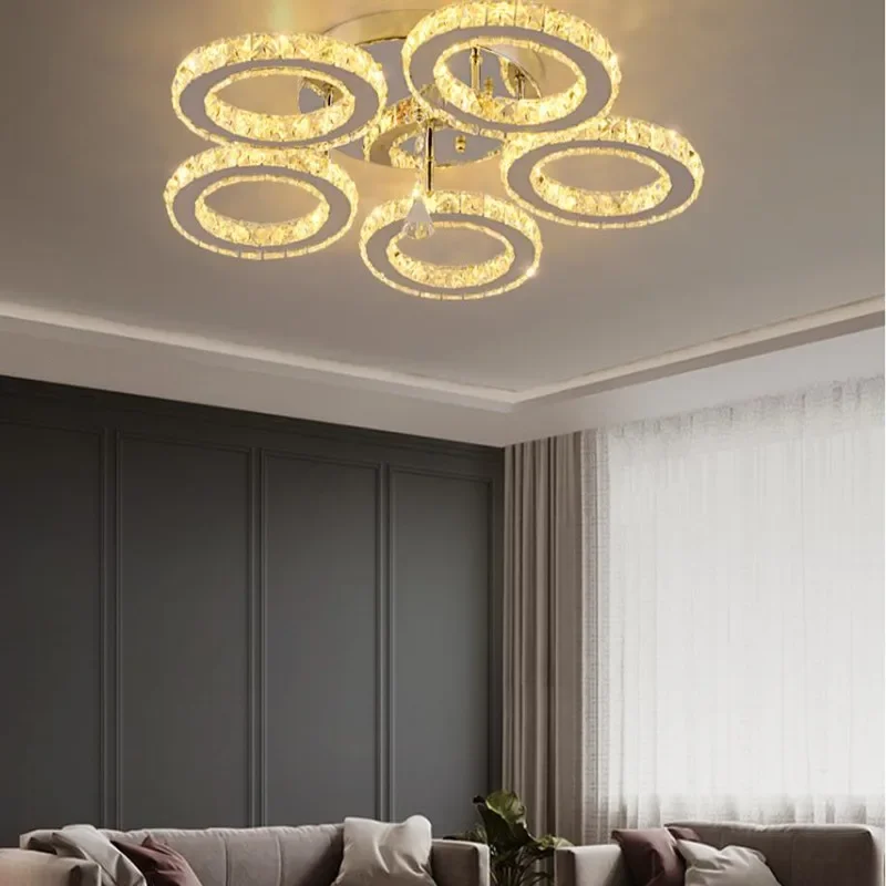 Modern luster chrome plated crystal chandelier 30W led ceiling , suitable for room decoration
Modern luster chrome plated crystal chandelier 30W led ceiling , suitable for room decoration