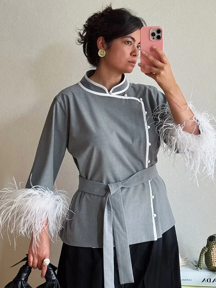Retro Feather Patchwork Jacket Women Fashion Solid Stand Collar Single Breasted Loose Jackets Lady Daily Highstreet Outerwear 
Retro Feather Patchwork Jacket Women Fashion Solid Stand Collar Single Breasted Loose Jackets Lady Daily Highstreet Outerwear