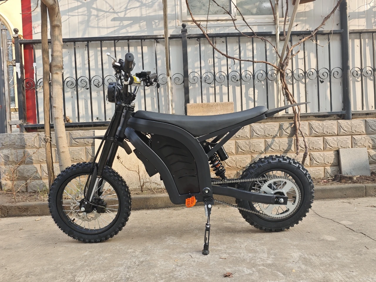 For 48V Off-Road Electric Motorcycle Brushless Motor Steel Frame Lithium Battery 61-80km/h Max Speed Ready Stock US
For 48V Off-Road Electric Motorcycle Brushless Motor Steel Frame Lithium Battery 61-80km/h Max Speed Ready Stock US
