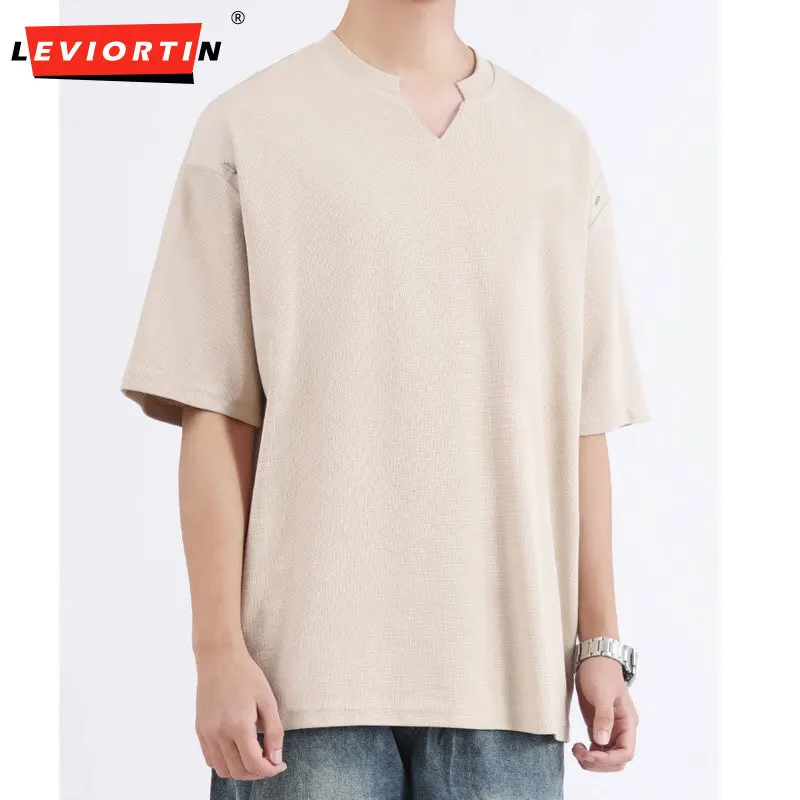 2025 Men's summer loose basic small V-neck short sleeved shirt casual versatile simple solid color round neck T-shirt top
2025 Men's summer loose basic small V-neck short sleeved shirt casual versatile simple solid color round neck T-shirt top