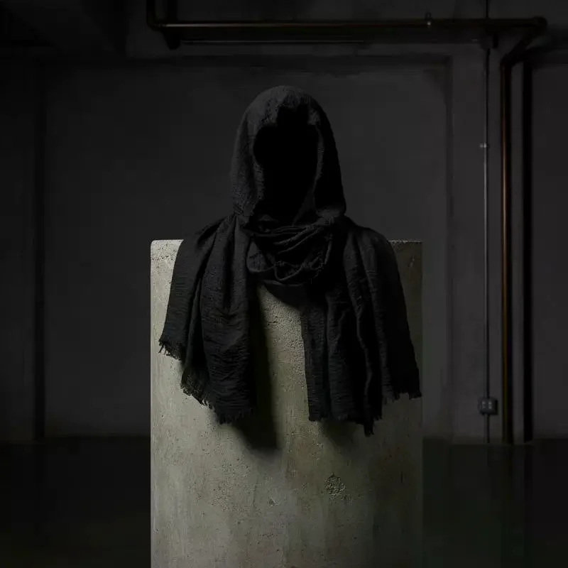 Men's Retro Hood Scarf, Wrap Cloak Style For Halloween Masquerade Cosplay
Men's Retro Hood Scarf, Wrap Cloak Style For Halloween Masquerade Cosplay