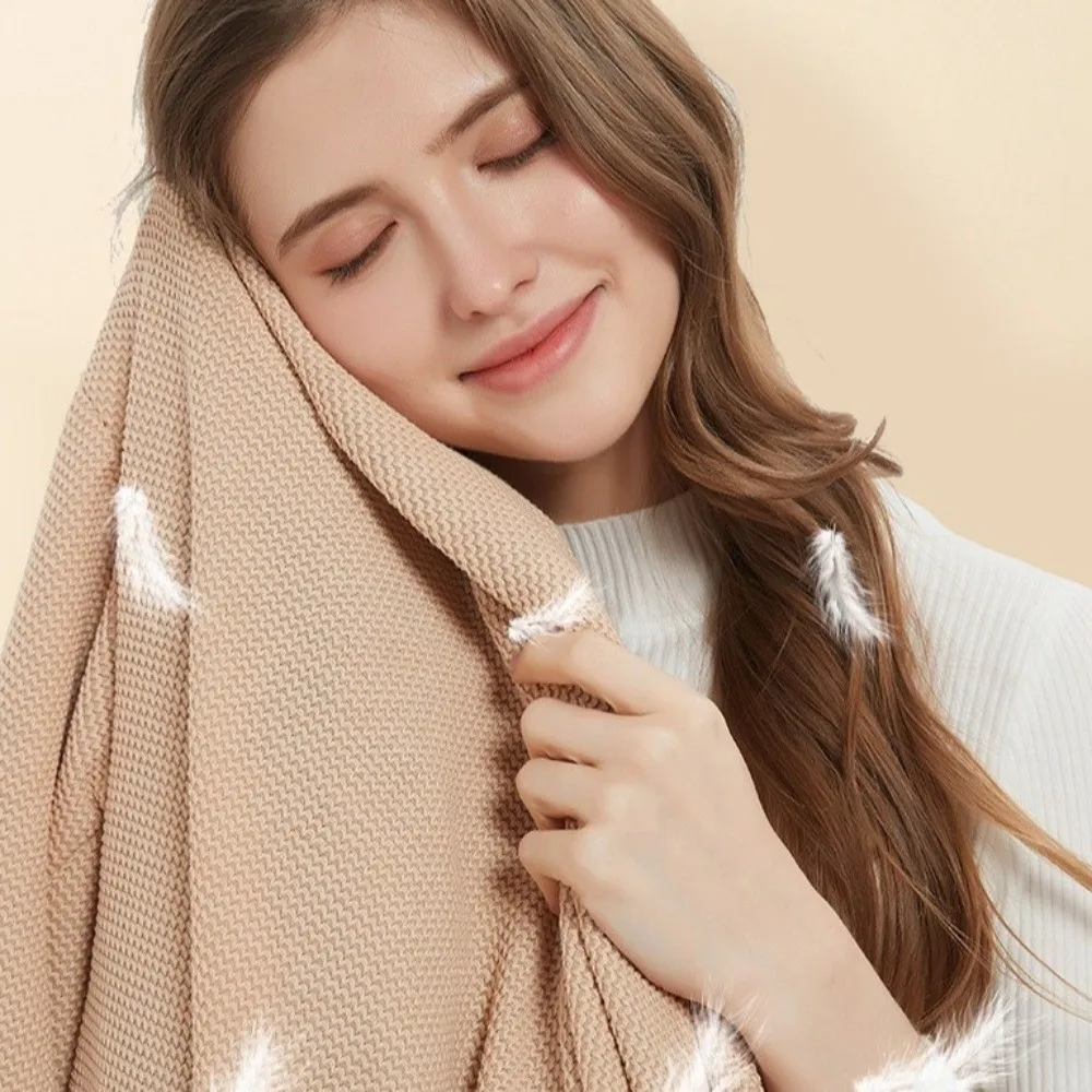 Носимое одеяло с электрическим подогревом через USB, 3 уровня нагрева, портативная теплая шаль со шляпой, моющееся одеяло с подогревом, домашнее хозяйство
Носимое одеяло с электрическим подогревом через USB, 3 уровня нагрева, портативная теплая шаль со шляпой, моющееся одеяло с подогревом, домашнее хозяйство