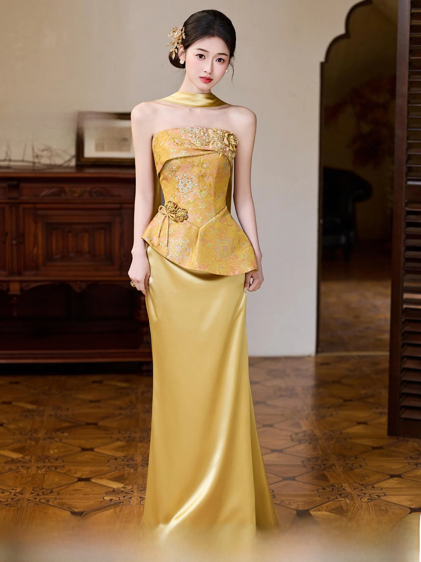 Gold Chinese Style Wedding Dress Fish Tail Bustier Retro Bridal Morning Robe Thank You Dinner Ceremony Long Evening Gown
Gold Chinese Style Wedding Dress Fish Tail Bustier Retro Bridal Morning Robe Thank You Dinner Ceremony Long Evening Gown