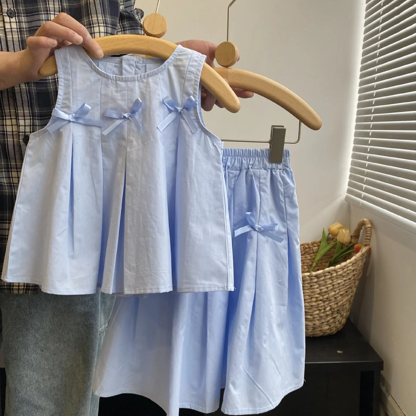 Girls Clothes Suit 2024 Summer Bow Vest Top Children Dress Fashion Style Sweet Casual Blue Children Baby Girls Skirt 2-piece Set
Girls Clothes Suit 2024 Summer Bow Vest Top Children Dress Fashion Style Sweet Casual Blue Children Baby Girls Skirt 2-piece Set