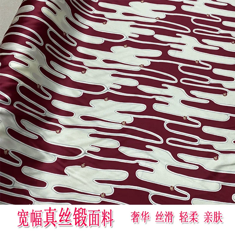 Red and White Meet Wide High-End Silk Forged Cloth Dress Shirt Cheongsam Pajamas Clothing Fabric Summer
Red and White Meet Wide High-End Silk Forged Cloth Dress Shirt Cheongsam Pajamas Clothing Fabric Summer