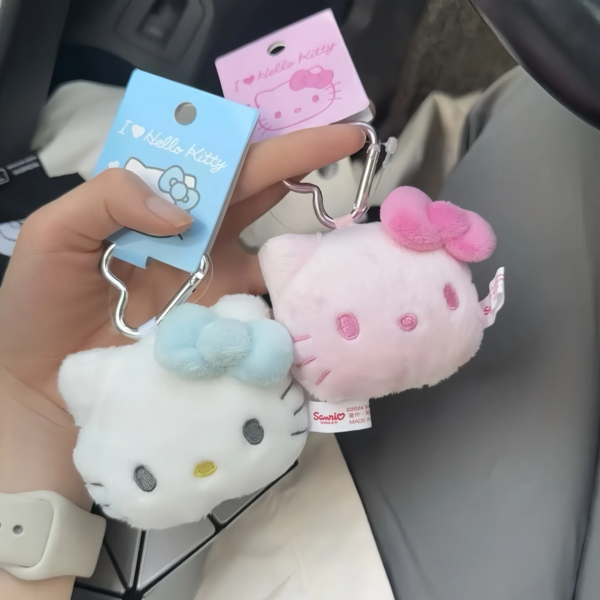 Ins Style Cute Hello Kitty Plush Charm | Backpack Ornament Keychain, Versatile Doll Gift for Friends
Ins Style Cute Hello Kitty Plush Charm | Backpack Ornament Keychain, Versatile Doll Gift for Friends