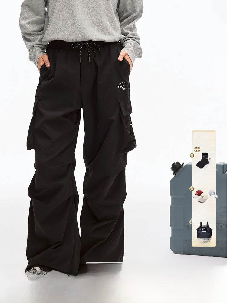 Летние новые американские повседневные легкие удобные брюки свободного кроя с прямыми штанинами F426 Store, молодежные модные повседневные брюки
Летние новые американские повседневные легкие удобные брюки свободного кроя с прямыми штанинами F426 Store, молодежные модные повседневные брюки