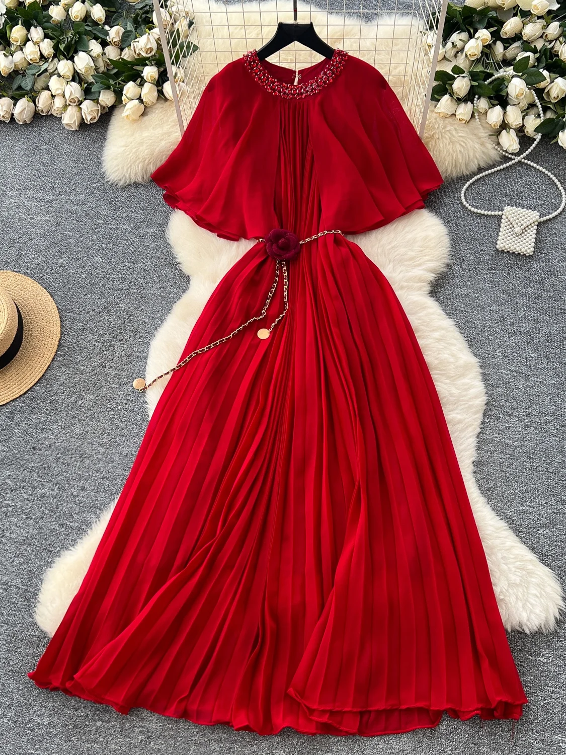 Fashionable Heavy Embellished round Neck Shoulder Wrap Belted Waist Slimming Gauze Women's Dress Korean Style High Waist A-Li...
Fashionable Heavy Embellished round Neck Shoulder Wrap Belted Waist Slimming Gauze Women's Dress Korean Style High Waist A-Li...