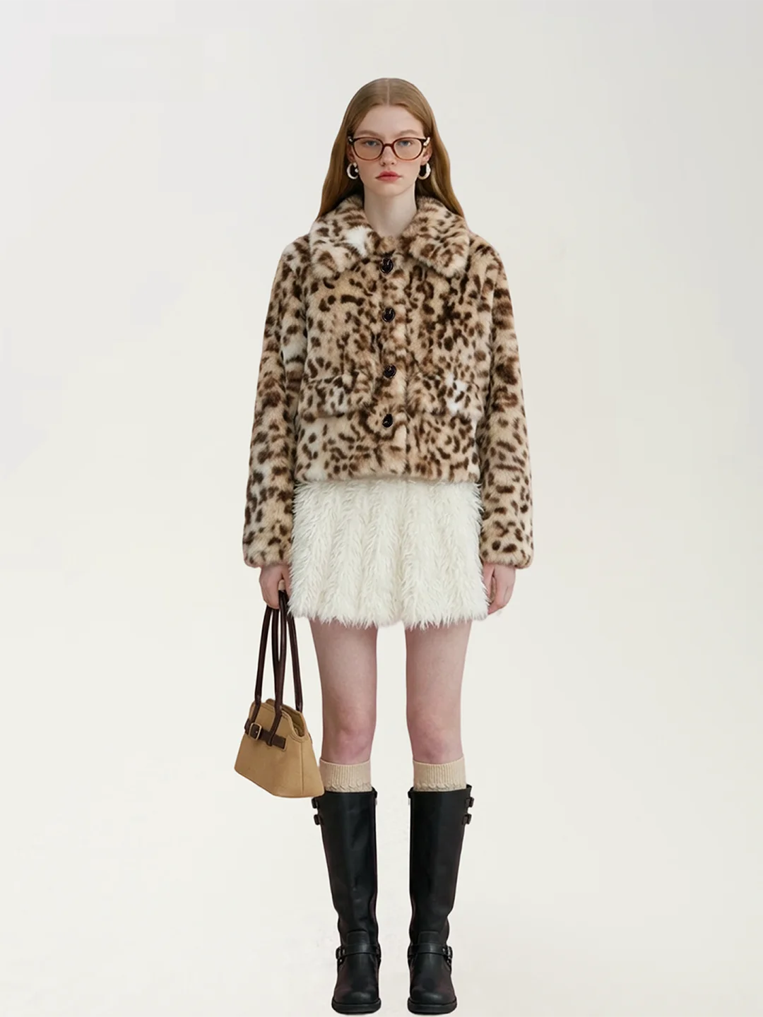 A-Line Skirt in Beige Furry Fabric Girls High Waist Warm Pure Color Spring Summer Autumn Faion by AHMI
A-Line Skirt in Beige Furry Fabric Girls High Waist Warm Pure Color Spring Summer Autumn Faion by AHMI