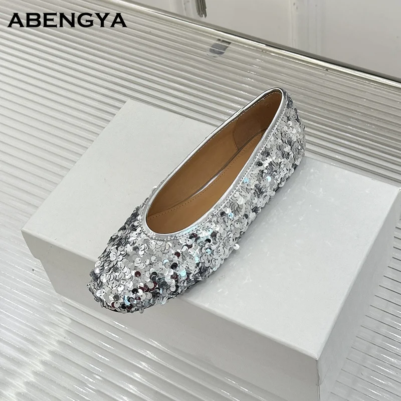 Autumn New Bling Leather Ballet Shoes Women Round Toe Mules Dress Flat Shoes Designer Fashion Party Banquet Walking Shoes Woman
Autumn New Bling Leather Ballet Shoes Women Round Toe Mules Dress Flat Shoes Designer Fashion Party Banquet Walking Shoes Woman