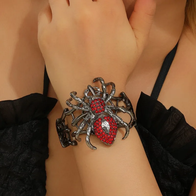 Halloween Spider Cuff Bracelet For Women Elastic Adjustable Alloy Rhinestone Bangle Goth Party Jewelry Costume Accessories Gift
Halloween Spider Cuff Bracelet For Women Elastic Adjustable Alloy Rhinestone Bangle Goth Party Jewelry Costume Accessories Gift