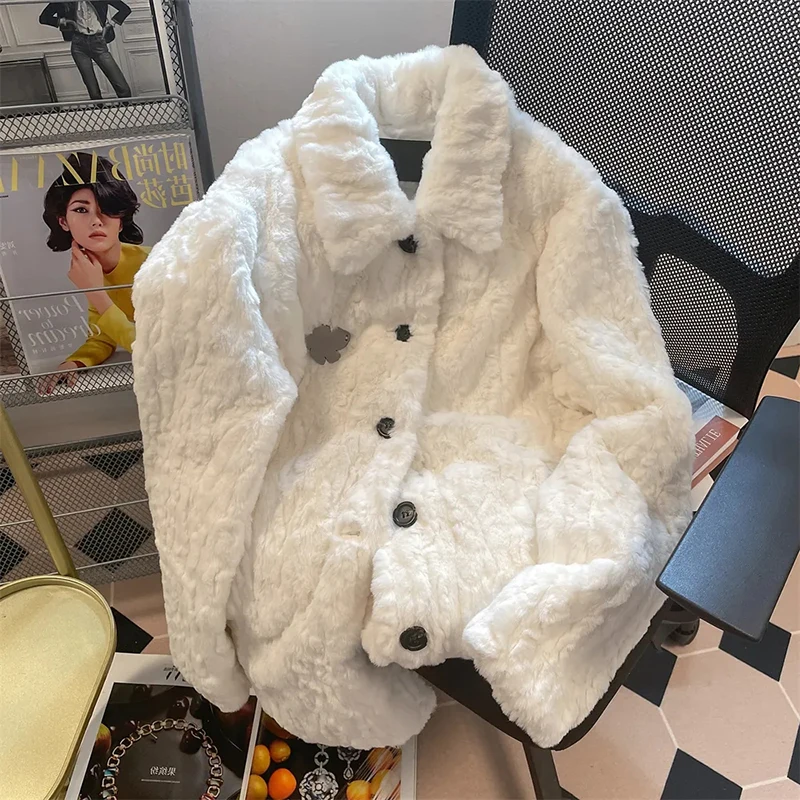 Gidyq Kawaii Faux Lamb Fur Jackets Women Korean Sweet Loose Warm Coats Harajuku Chic Preppy Style Soft Female Jacket Winter New
Gidyq Kawaii Faux Lamb Fur Jackets Women Korean Sweet Loose Warm Coats Harajuku Chic Preppy Style Soft Female Jacket Winter New