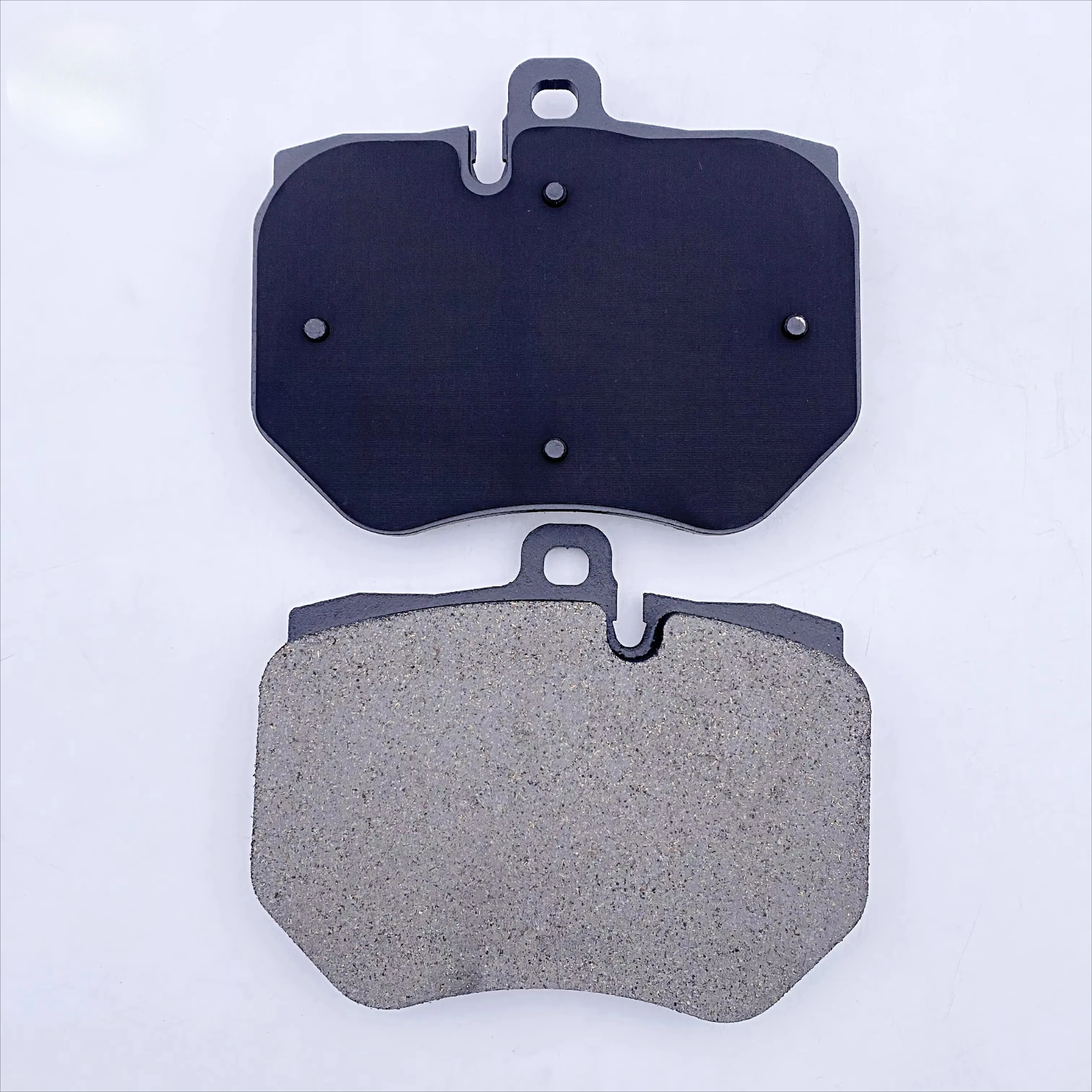 Front Ceramic Brake Pad Matching Carbon Ceramic Brake Disc for Audi Q7 V12
Front Ceramic Brake Pad Matching Carbon Ceramic Brake Disc for Audi Q7 V12