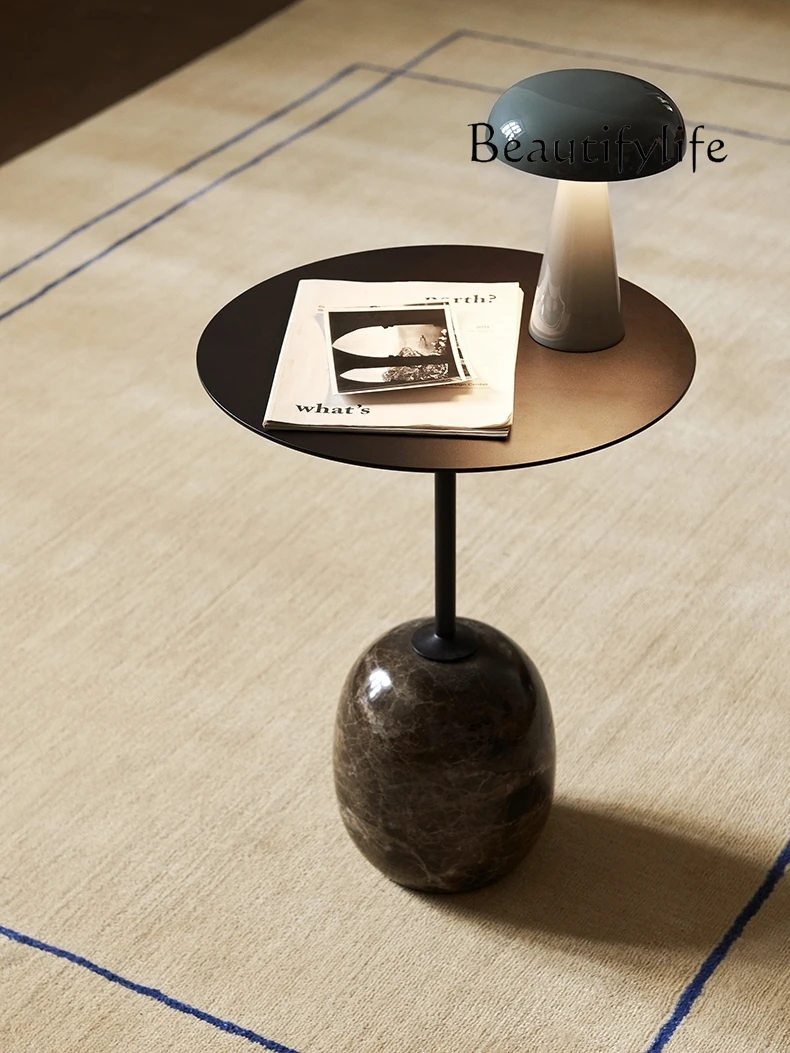 Nordic Minimalism round Coffee Table Italian Light Luxury Sofa Side Table Modern Minimalist Living Room Home Corner Table
Nordic Minimalism round Coffee Table Italian Light Luxury Sofa Side Table Modern Minimalist Living Room Home Corner Table