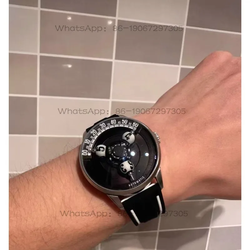 Модные сферические трехмерные механические часы со звездным колесом
Модные сферические трехмерные механические часы со звездным колесом