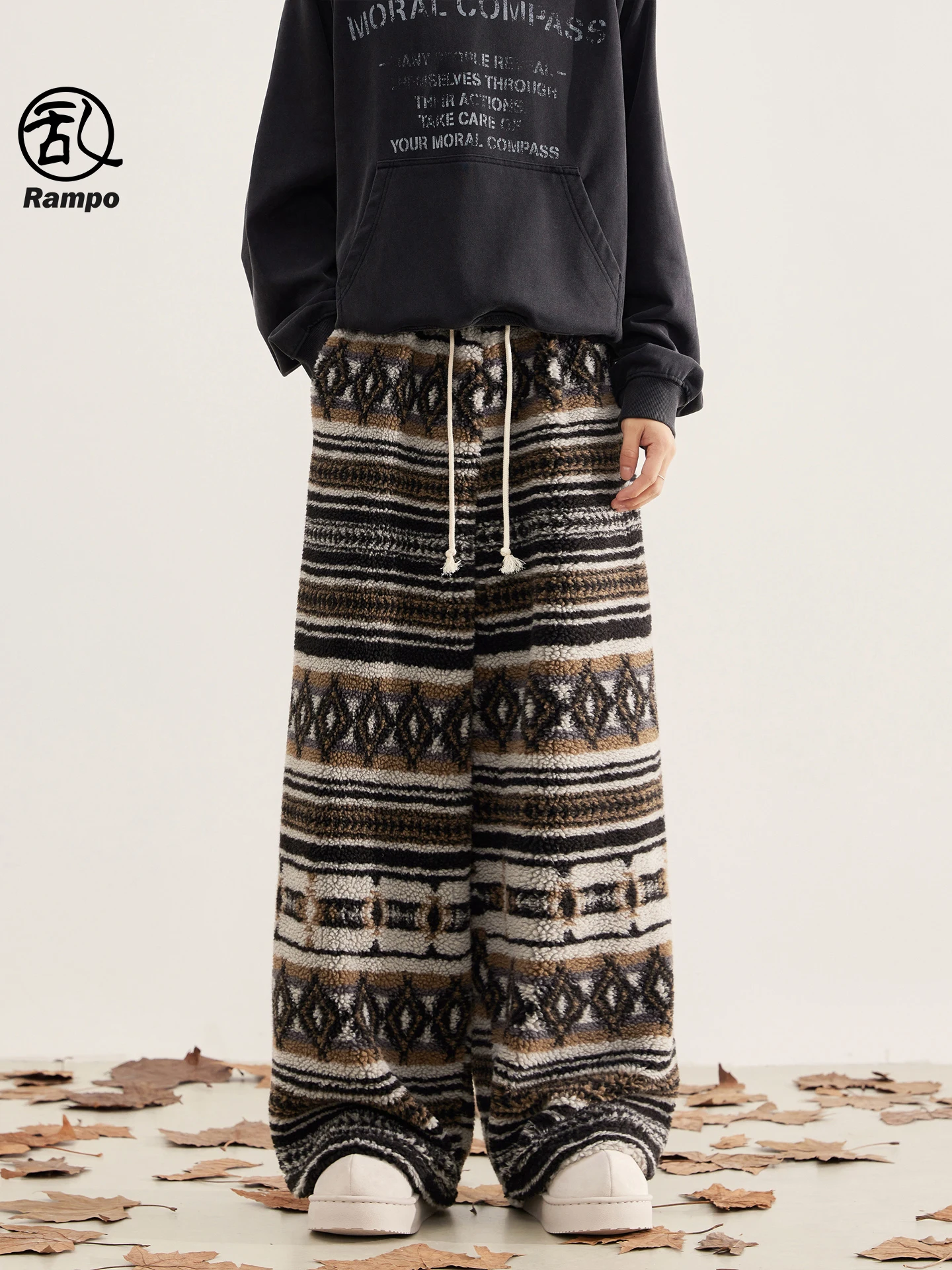 Американские широкие брюки в этническом стиле Fair Isle с полосками, мужские зимние теплые брюки прямого кроя на флисовой подкладке, повседневная одежда
Американские широкие брюки в этническом стиле Fair Isle с полосками, мужские зимние теплые брюки прямого кроя на флисовой подкладке, повседневная одежда