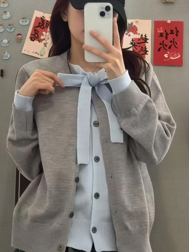 Gray Knitted Knot Open Cardigan Women's Spring Lazy Style Sweater Jacket Korean Style round Neck Long Sleeve Loose Fit
Gray Knitted Knot Open Cardigan Women's Spring Lazy Style Sweater Jacket Korean Style round Neck Long Sleeve Loose Fit
