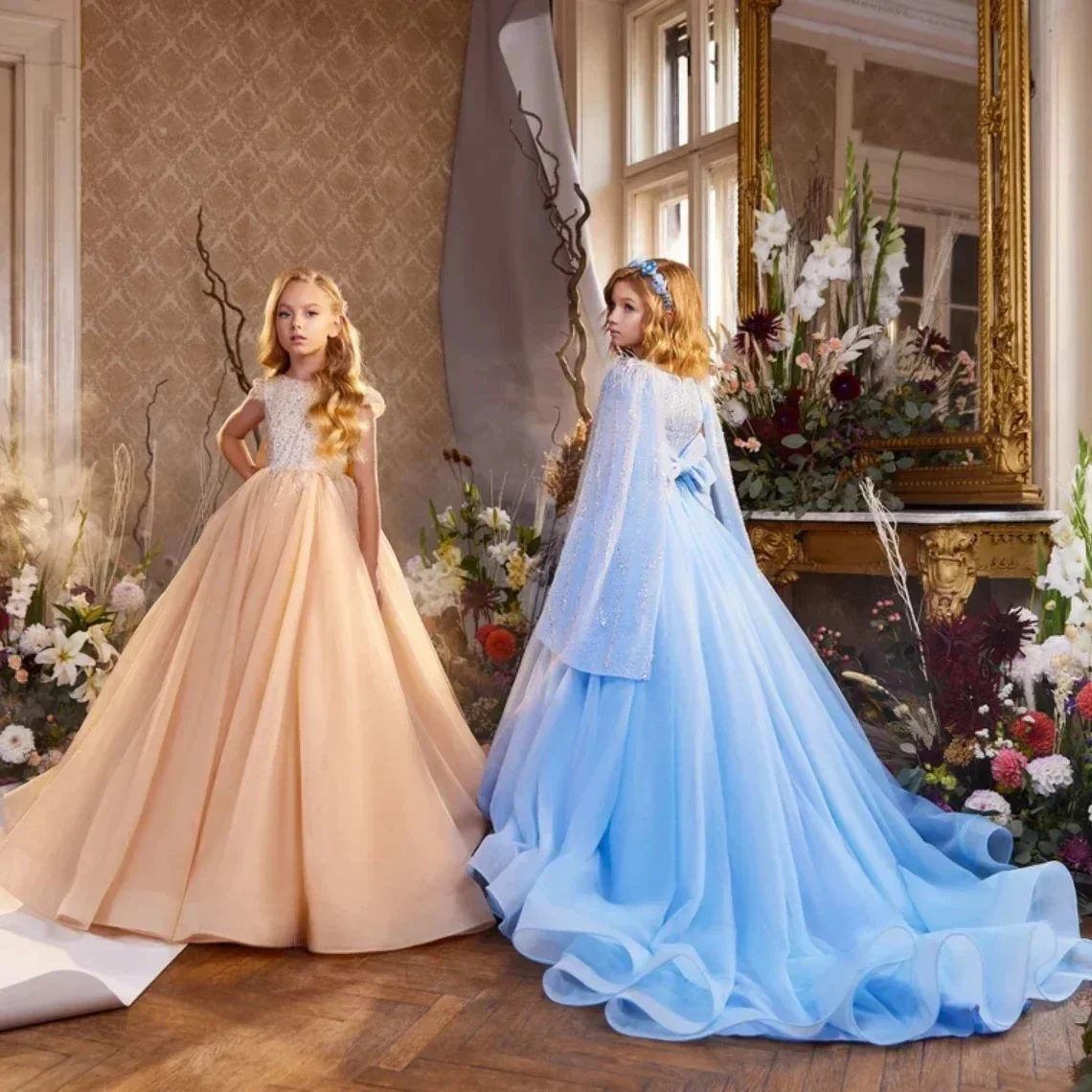 Princess Flower Girl Dresses For Wedding Sequins Floor Length Shawl Gorgeous Kids First Communion Formal Events Gown Customized
Princess Flower Girl Dresses For Wedding Sequins Floor Length Shawl Gorgeous Kids First Communion Formal Events Gown Customized