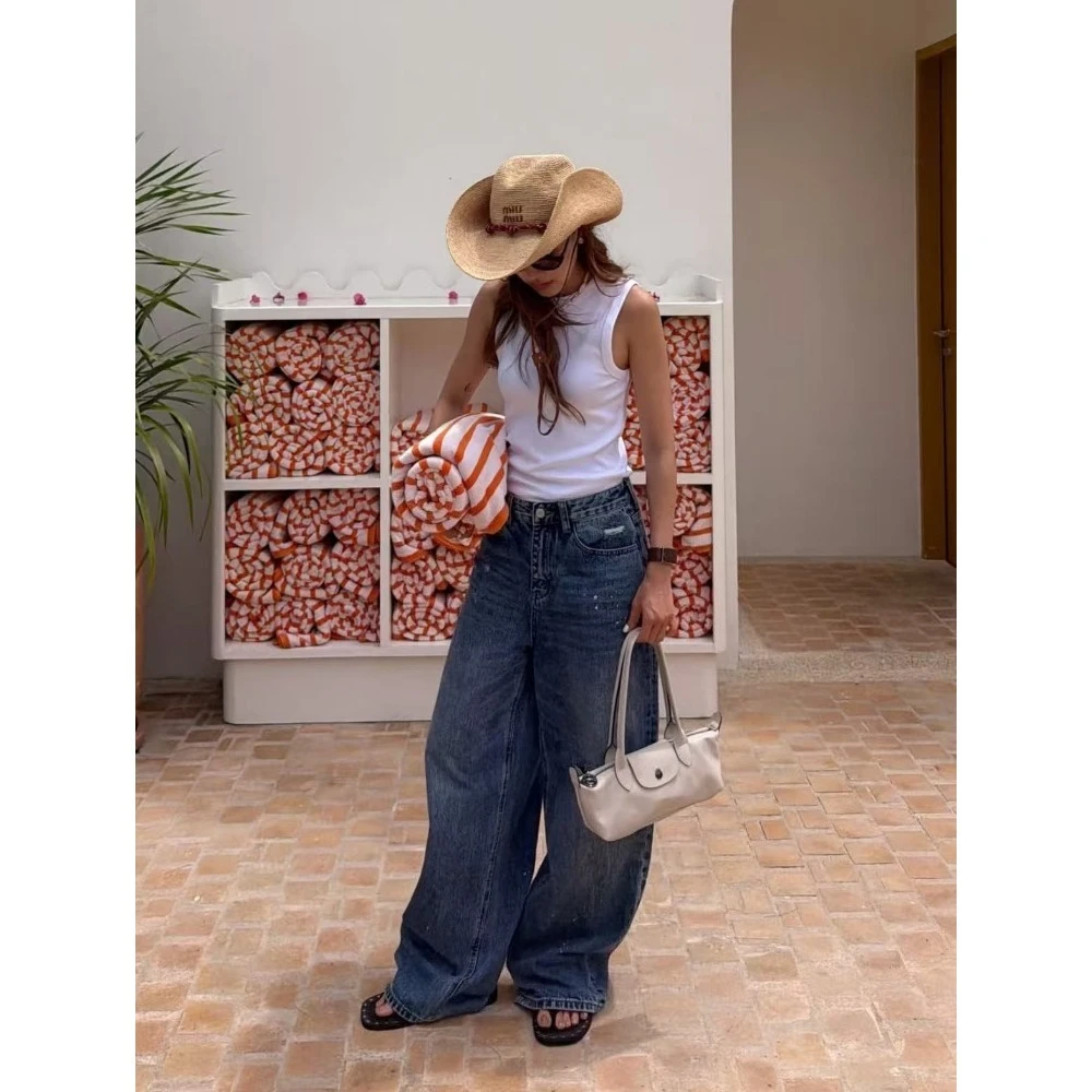 2026 New Ladies' Laser Carved Horse Pattern Flip Button Long Handle Hand-held Bag Commuting Daily Lightweight Bag
2026 New Ladies' Laser Carved Horse Pattern Flip Button Long Handle Hand-held Bag Commuting Daily Lightweight Bag