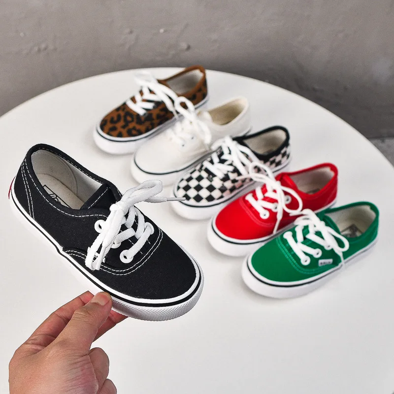 Children's Canvas Sneakers Kids Spring Summer Korean Sports Little Cloth Shoes Boys Girls Soft-Soled Parent-Child Scasuals Hoes
Children's Canvas Sneakers Kids Spring Summer Korean Sports Little Cloth Shoes Boys Girls Soft-Soled Parent-Child Scasuals Hoes