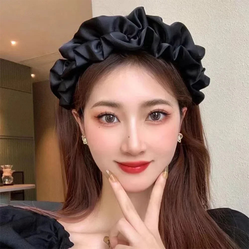 Korean Elegant Wide Ruffle High Crown Headband Set for Women Advanced Fashion Versatile Hair Accessory Premium Portable
Korean Elegant Wide Ruffle High Crown Headband Set for Women Advanced Fashion Versatile Hair Accessory Premium Portable