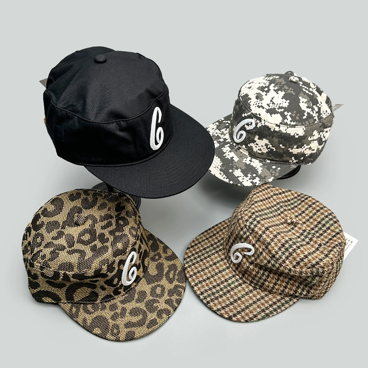 Camouflage Plaid Letters Embroidery Baseball Hats New Men Women Sunshade Flat Eave Versatile Leopard Print Fashion Peaked Caps
Camouflage Plaid Letters Embroidery Baseball Hats New Men Women Sunshade Flat Eave Versatile Leopard Print Fashion Peaked Caps