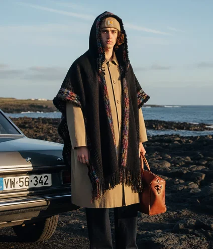 Hooded Poncho Shawl Men's and Women's Ethnic Style New Year's outfit Cape Self Driving Travel Outfit Warm Cloak
Hooded Poncho Shawl Men's and Women's Ethnic Style New Year's outfit Cape Self Driving Travel Outfit Warm Cloak