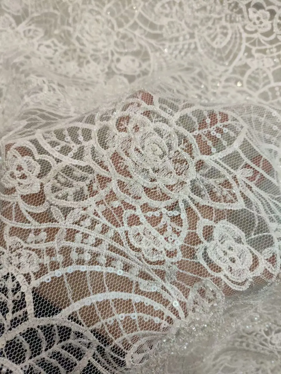 2025 lace wedding dress diy fabric with sequins and beads width 135cm sold by yard
2025 lace wedding dress diy fabric with sequins and beads width 135cm sold by yard