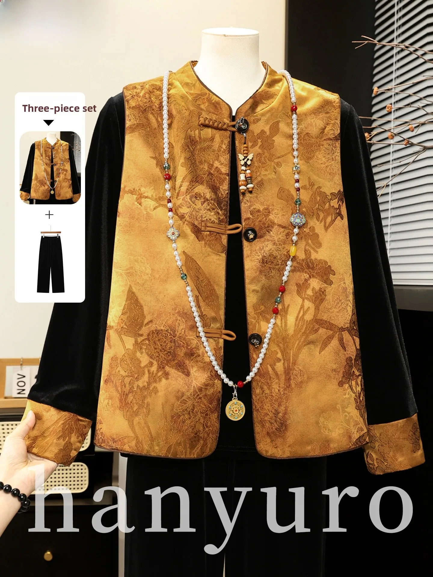 New Chinese Sle Women's Velvet Set Spring Faion Gold Velvet Embroidered Top And Vest Long Pants for Middle-Aged And ly
New Chinese Sle Women's Velvet Set Spring Faion Gold Velvet Embroidered Top And Vest Long Pants for Middle-Aged And ly