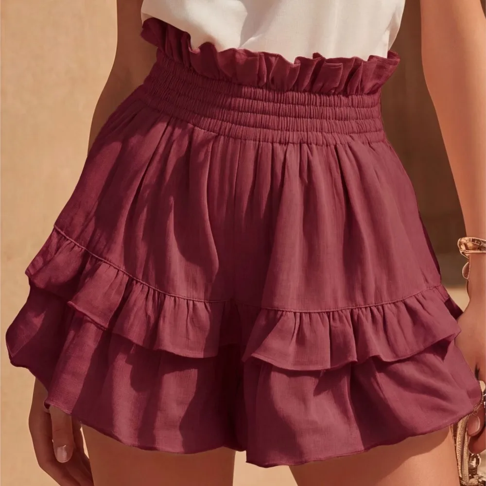 Ruffled Shorts Summer New Women's Fashion Solid Color Elastic Waist Loose Three-point Shorts Шорты Женские Women's Shorts
Ruffled Shorts Summer New Women's Fashion Solid Color Elastic Waist Loose Three-point Shorts Шорты Женские Women's Shorts
