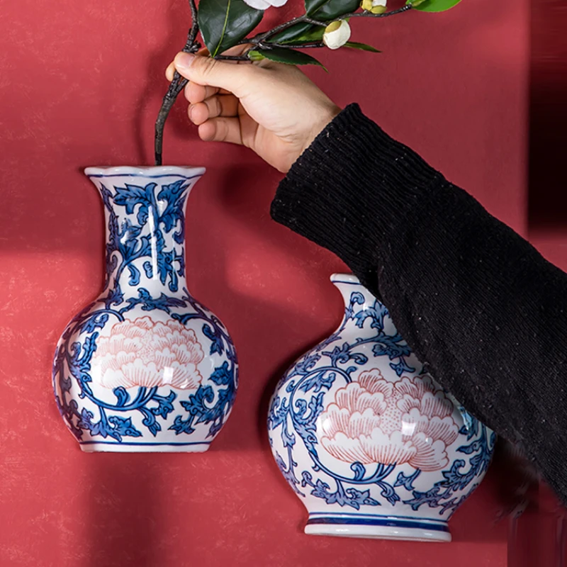 Wall Mounted Flower Vase Blue and White Ceramic Half Body Bottle Half Circle Craft Ornaments High Temperature Firing Home Decor
Wall Mounted Flower Vase Blue and White Ceramic Half Body Bottle Half Circle Craft Ornaments High Temperature Firing Home Decor