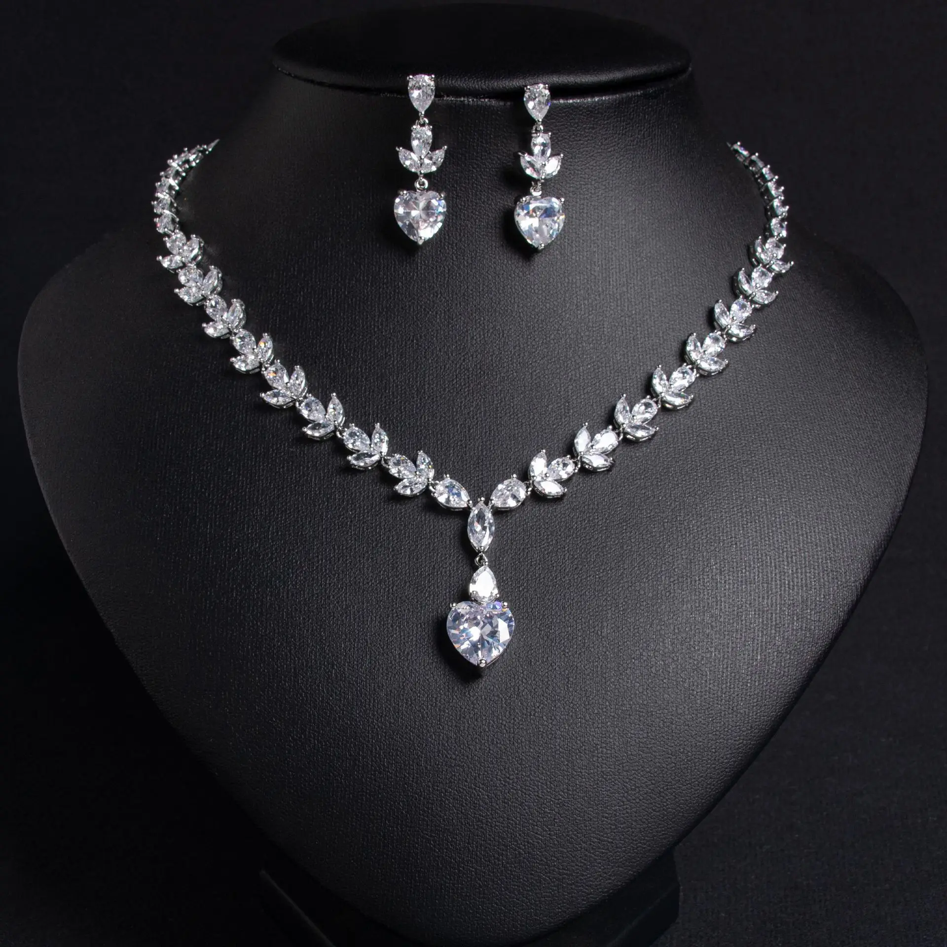 Luxury Bridal Jewelry Set Women Necklace And Earrings Set Cubic Zirconia CZ Wedding Jewellery Set Party Prom Accessories Gift
Luxury Bridal Jewelry Set Women Necklace And Earrings Set Cubic Zirconia CZ Wedding Jewellery Set Party Prom Accessories Gift