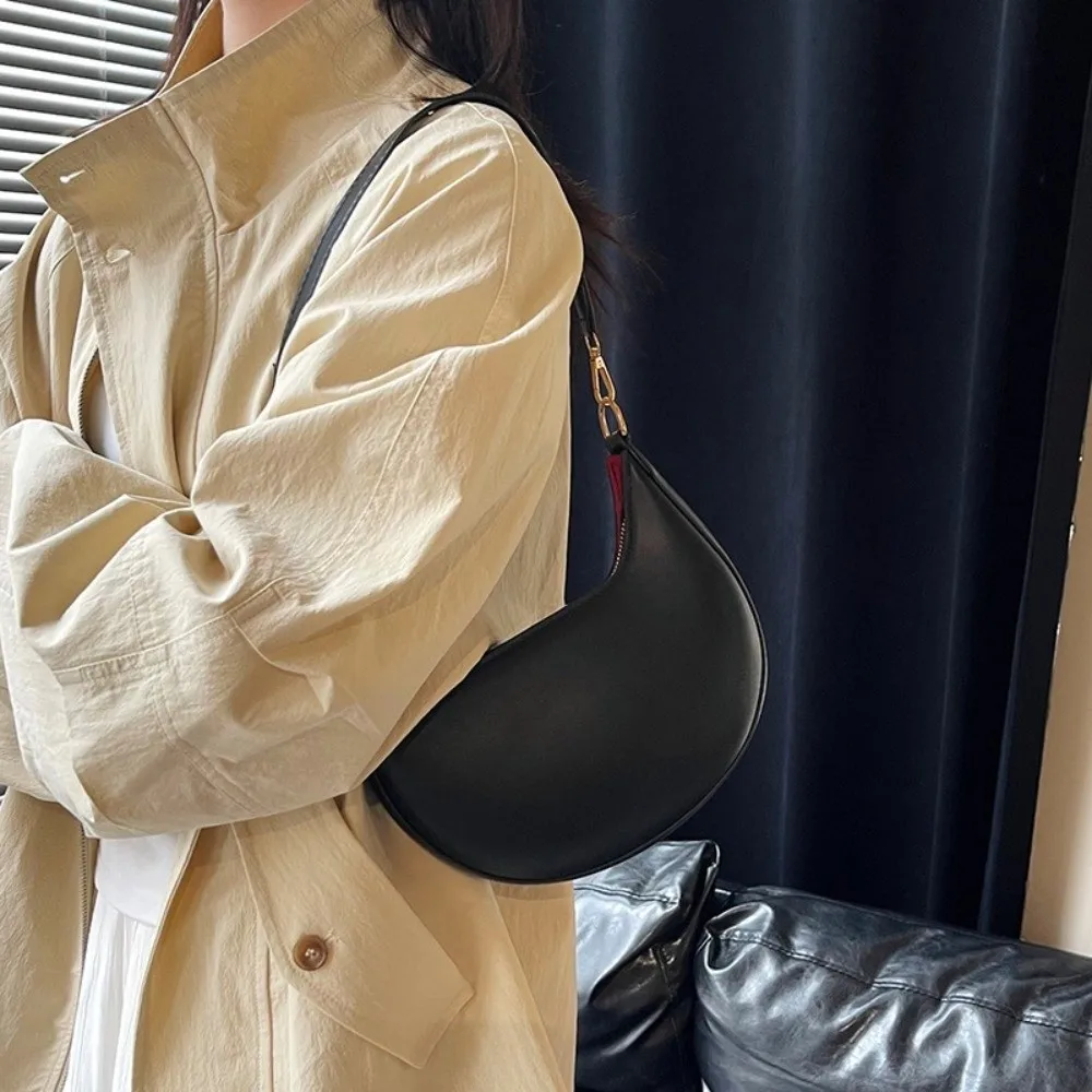 Solid Color Pu Leather Shoulder Bag Moon-shaped Handbag Moon Underarm Bag Korean Style Large Capacity Women's Hobo Bag Travel
Solid Color Pu Leather Shoulder Bag Moon-shaped Handbag Moon Underarm Bag Korean Style Large Capacity Women's Hobo Bag Travel