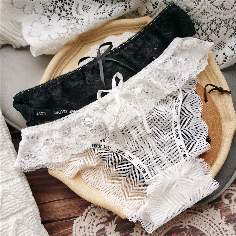 European Sexy Panties Women's Underwear Fashion Hollow Girl Briefs Sexy Lace Panty Low Waist Seamless Letter Underpants Lingerie
European Sexy Panties Women's Underwear Fashion Hollow Girl Briefs Sexy Lace Panty Low Waist Seamless Letter Underpants Lingerie