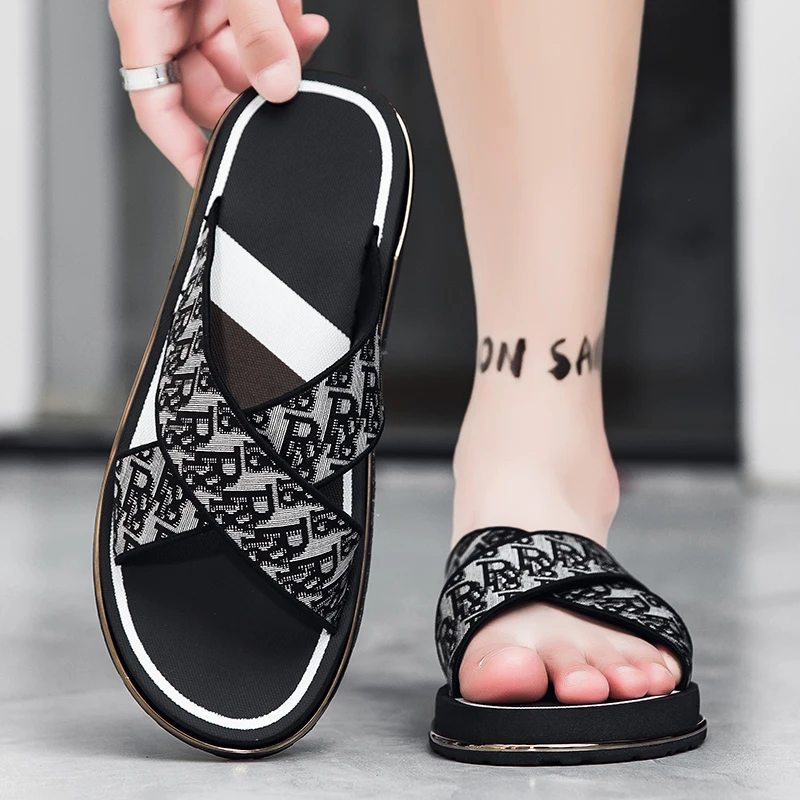 Men's Sandals 2026 Summer New Wear-resistant High-end Casual Beach Shoes Flat Slippers Comfortable Breathable Slip-on Design
Men's Sandals 2026 Summer New Wear-resistant High-end Casual Beach Shoes Flat Slippers Comfortable Breathable Slip-on Design