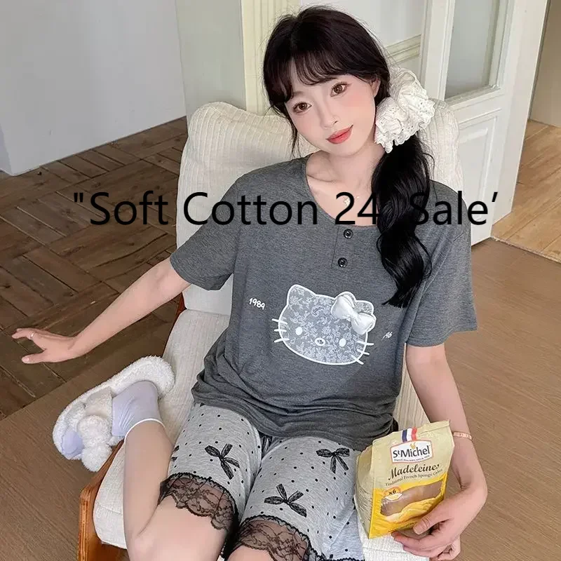 Summer new cute cartoon Hello Kitty pajamas women's chest pads short sleeves shorts lace lace loungewear two-piece set
Summer new cute cartoon Hello Kitty pajamas women's chest pads short sleeves shorts lace lace loungewear two-piece set