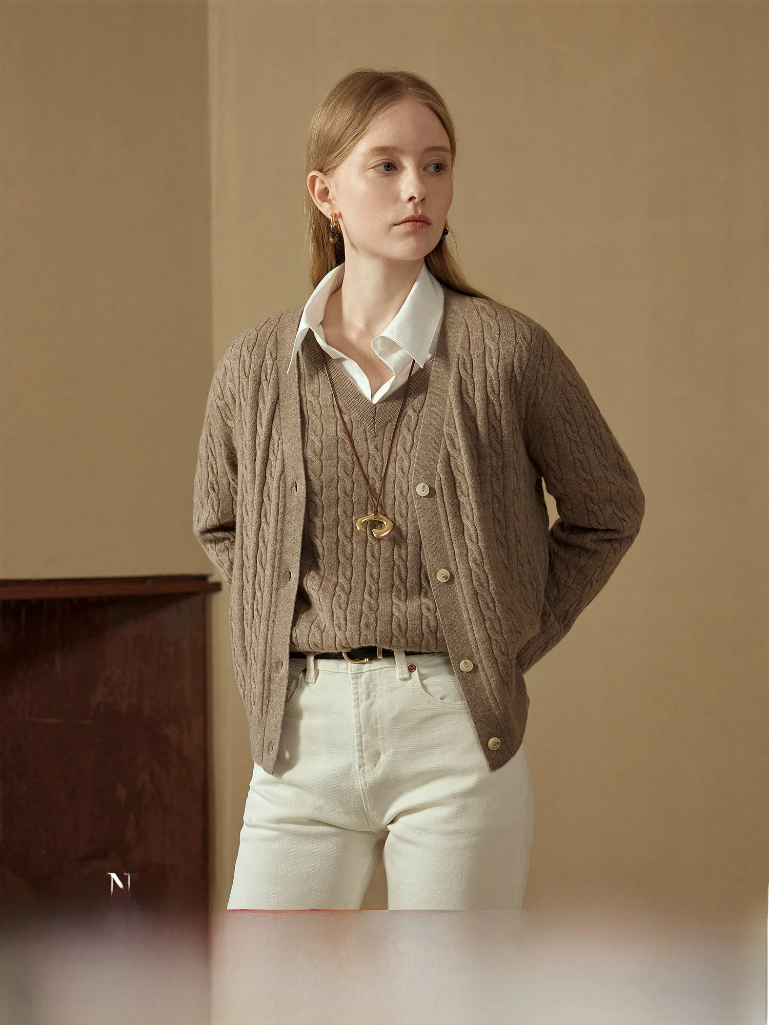 NAGUAGU Pumpkin Valley 00% Camere Knitted Open Cardigan Vest Twist Flower Design Selective Faion Commute Sle Women's S...
NAGUAGU Pumpkin Valley 00% Camere Knitted Open Cardigan Vest Twist Flower Design Selective Faion Commute Sle Women's S...