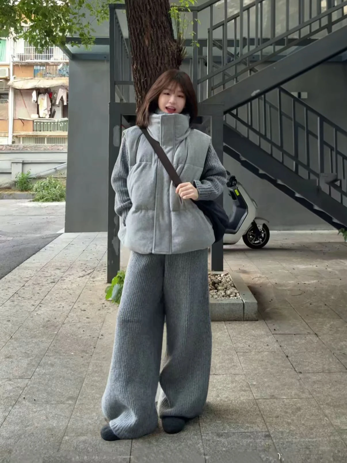 plus Size Lazy Style Autumn Winter Fashion Set with Jacket Sweater Wide Leg Pants Three Piece Suit for Women Warm Polyester M...
plus Size Lazy Style Autumn Winter Fashion Set with Jacket Sweater Wide Leg Pants Three Piece Suit for Women Warm Polyester M...