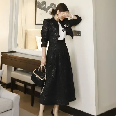 Fashionable Women's Woolen Coat And Skirt Set Waist-Cinching A-Line Autumn Winter New Korean Style Two-Piece Suit
Fashionable Women's Woolen Coat And Skirt Set Waist-Cinching A-Line Autumn Winter New Korean Style Two-Piece Suit