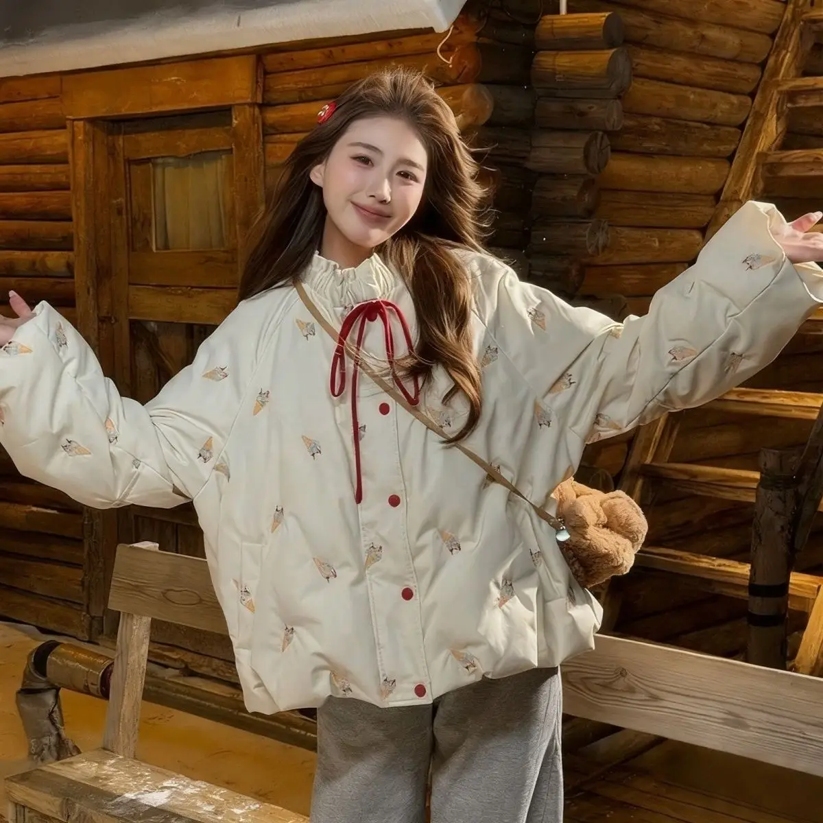 Черные женские утепленные парки с защитой и утеплением, полностью закрытые, в стиле оверсайз
Черные женские утепленные парки с защитой и утеплением, полностью закрытые, в стиле оверсайз