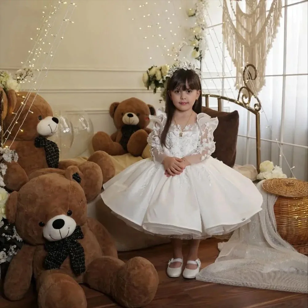 White Flower Girl Dresses Pageant Gown for Wedding Lace Appliques Knee Length Birthday Party First Communion Gowns Customized
White Flower Girl Dresses Pageant Gown for Wedding Lace Appliques Knee Length Birthday Party First Communion Gowns Customized
