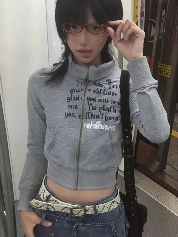 Letter Print Zipper Crop Sweatshirts Women Y2K Streetwear Harajuku Slim Fit Autumn Coats Casual Long Sleeve Grey Simple Outwear
Letter Print Zipper Crop Sweatshirts Women Y2K Streetwear Harajuku Slim Fit Autumn Coats Casual Long Sleeve Grey Simple Outwear