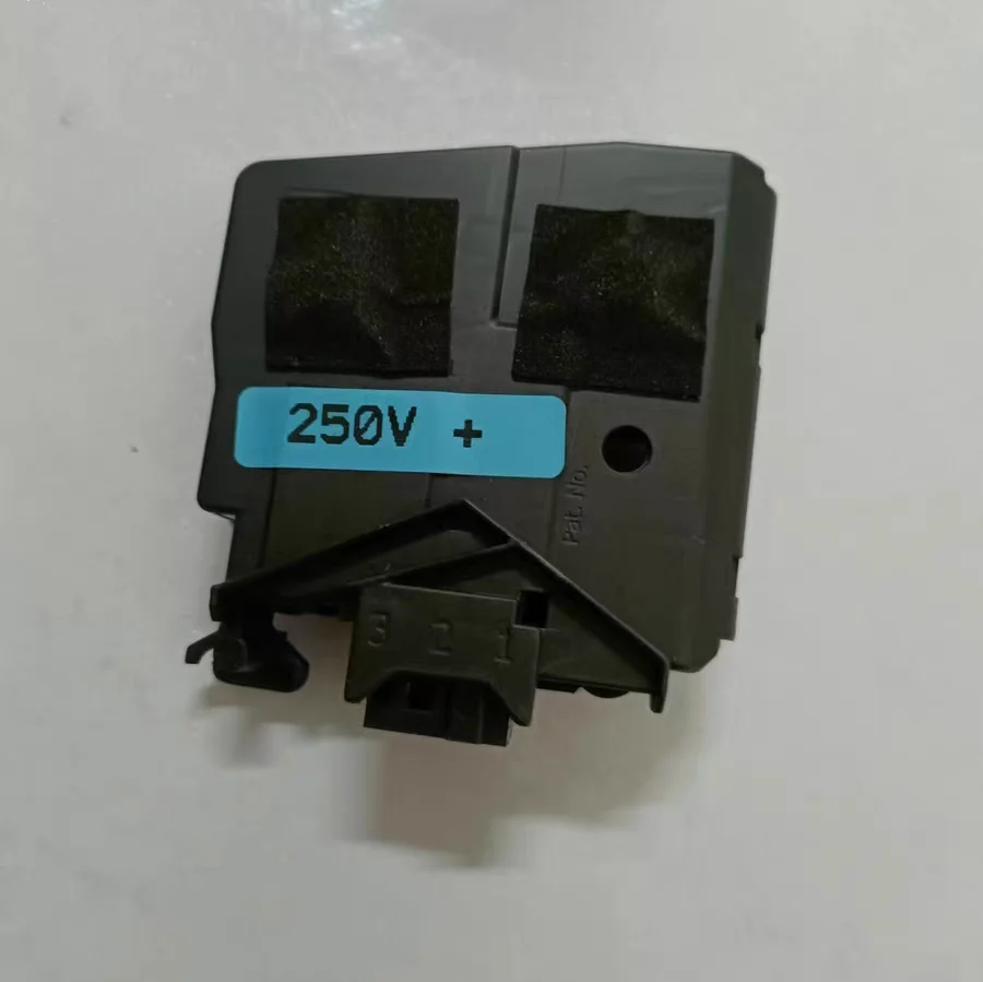 1pcs Suitable for Samsung drum washing machine door lock WD12J8420GX/SC DC34-00026A door switch
1pcs Suitable for Samsung drum washing machine door lock WD12J8420GX/SC DC34-00026A door switch