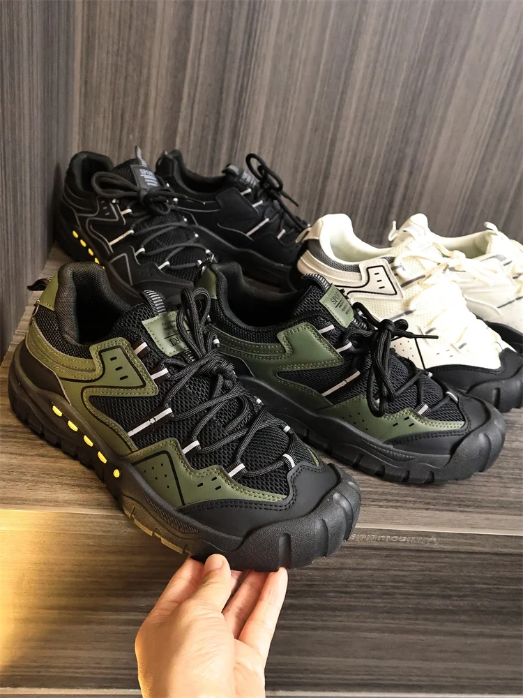 Men's Outdoor Climbing Shoes Breathable Casual Fashion Low Cut Mesh Uppers for Autumn Season Comfortable Walking Sneakers
Men's Outdoor Climbing Shoes Breathable Casual Fashion Low Cut Mesh Uppers for Autumn Season Comfortable Walking Sneakers