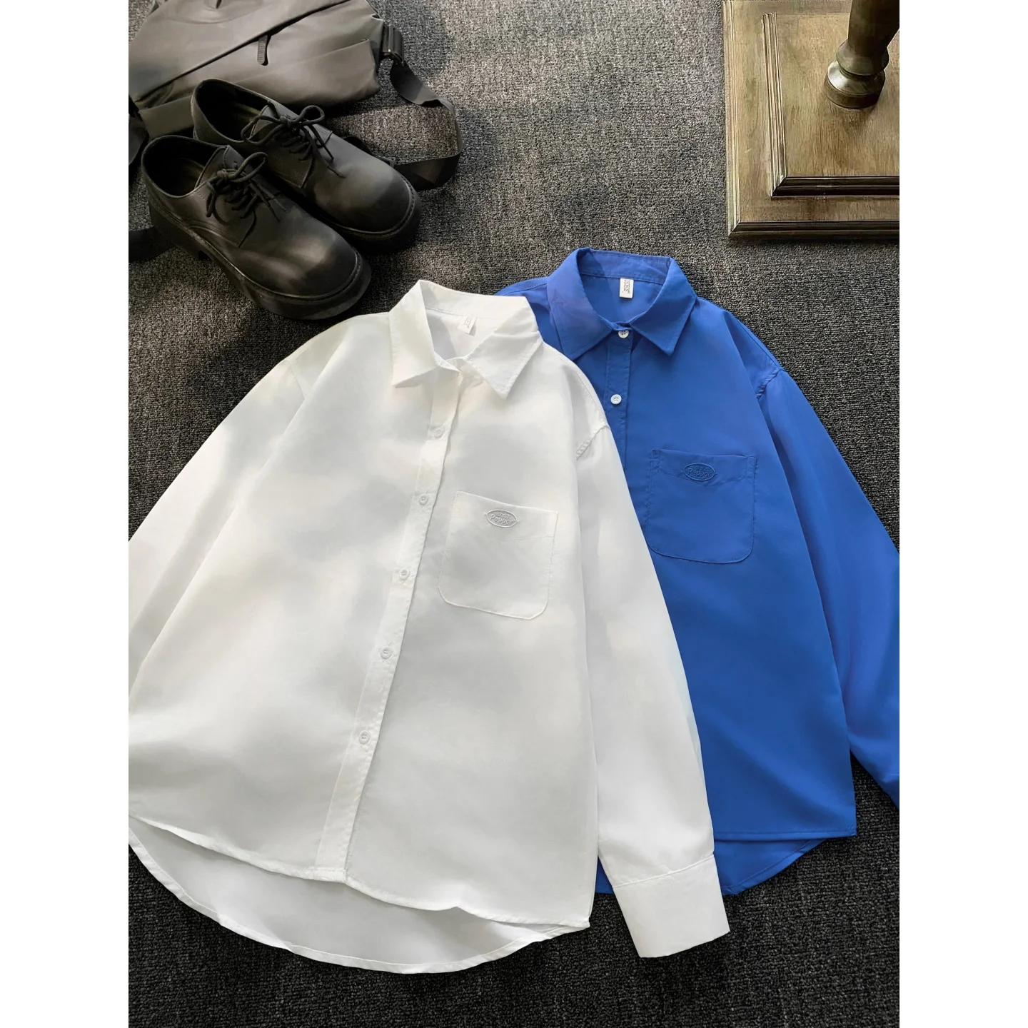 Cleanfit American Style Blue Long Sleeve Shirt for Men Casual Loose Fit Button up Pocket Design Turn-down Collar Sun Protection
Cleanfit American Style Blue Long Sleeve Shirt for Men Casual Loose Fit Button up Pocket Design Turn-down Collar Sun Protection