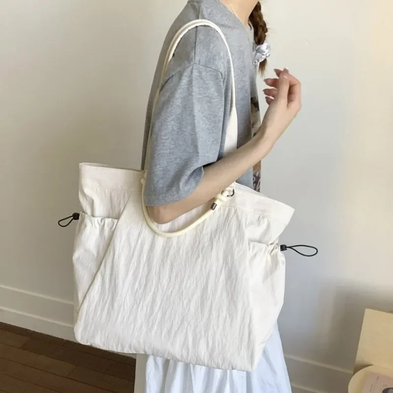 Simple Underarm Diaper Bag Handbag Crossbody Coffee Stop Minimalist Exquisite Chic Versatile Timeless Stylish User-Friendly
Simple Underarm Diaper Bag Handbag Crossbody Coffee Stop Minimalist Exquisite Chic Versatile Timeless Stylish User-Friendly