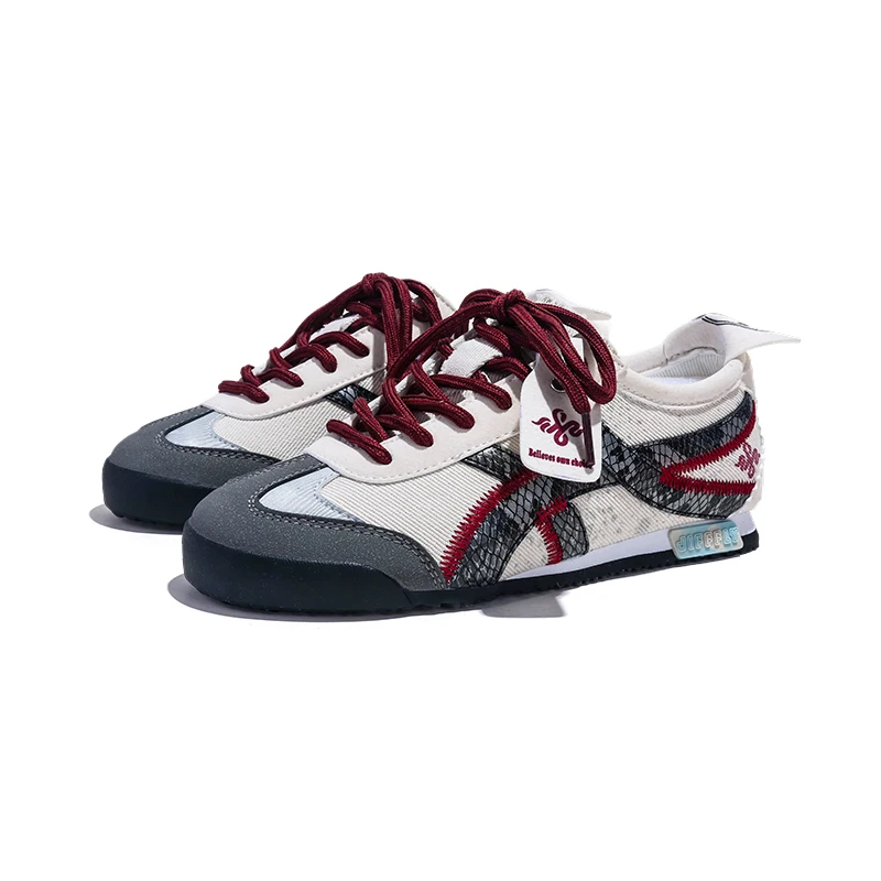 Универсальные спортивные кроссовки Jifffly на толстой подошве в винтажном стиле
Универсальные спортивные кроссовки Jifffly на толстой подошве в винтажном стиле