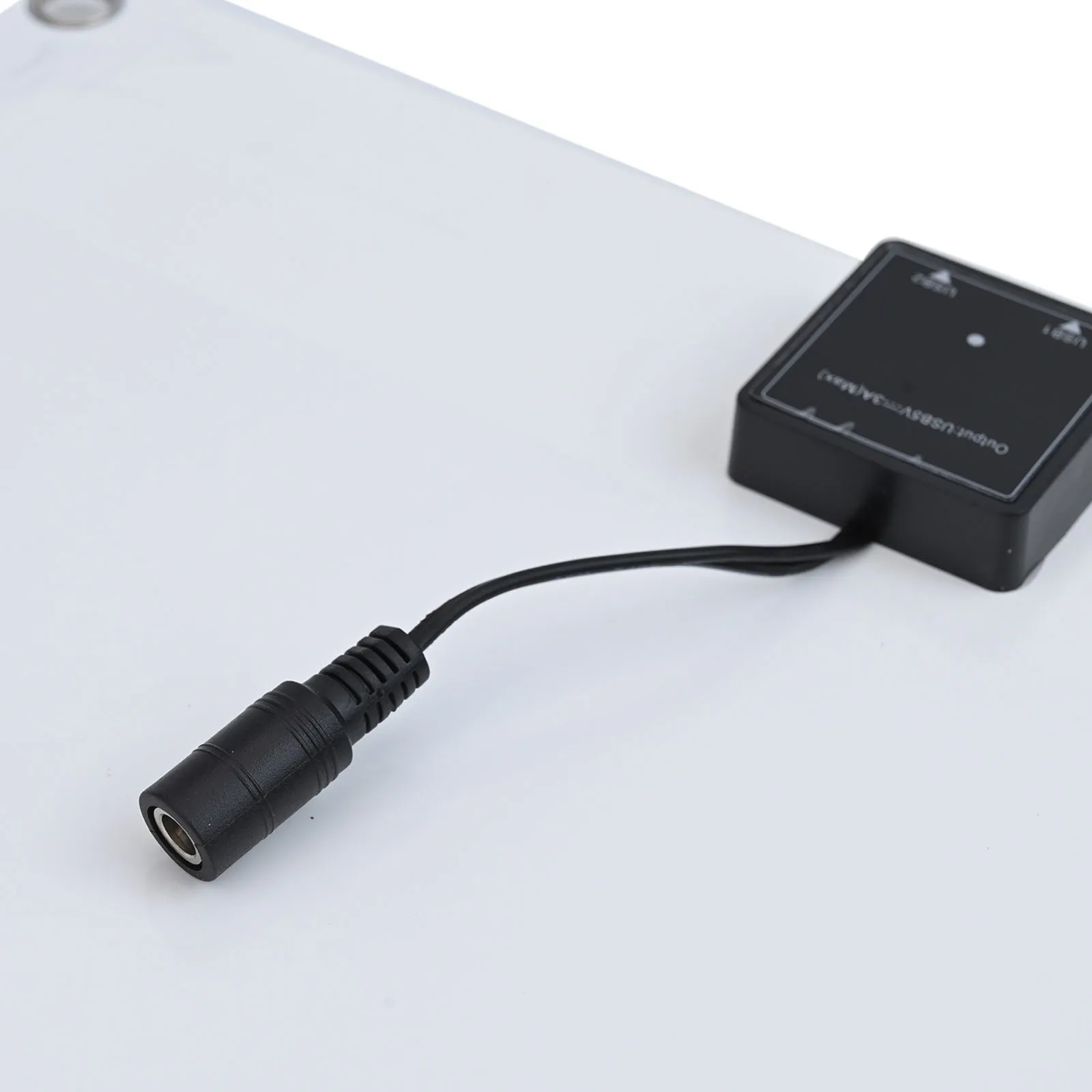 Boats Camping For Motorhomes Hiking Mountaineering With Dual Usb Ports 360x330x3MM 50W Black Portable Solar Panel
Boats Camping For Motorhomes Hiking Mountaineering With Dual Usb Ports 360x330x3MM 50W Black Portable Solar Panel