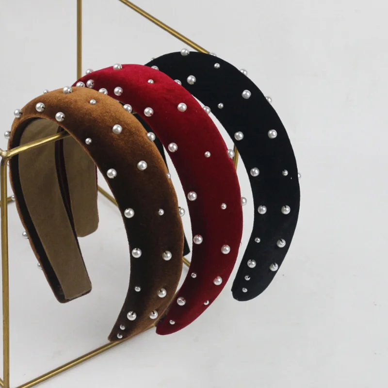 Vintage Velvet Pearl Headband for Women Thicken Sponge High Crown Hairband Hairpin Fashionable Hair Band Hair Accessory Headwear
Vintage Velvet Pearl Headband for Women Thicken Sponge High Crown Hairband Hairpin Fashionable Hair Band Hair Accessory Headwear