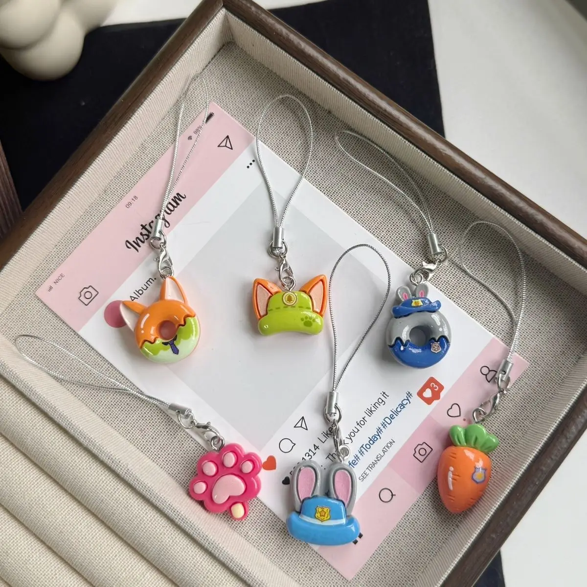 Zootopia Cute Cartoon Judy Nick Bag Pendant Phone Chain Keychain Hanging Ornament Fun Gift for Friends
Zootopia Cute Cartoon Judy Nick Bag Pendant Phone Chain Keychain Hanging Ornament Fun Gift for Friends